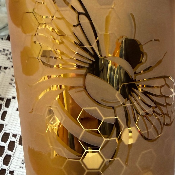 Overjoyed Boutique Day at the Spa Candle and Gold Bee Lantern - Picture 7 of 10